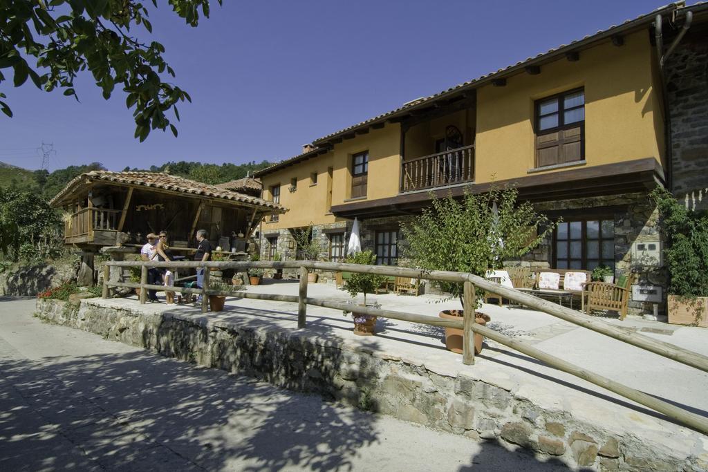 Casa Les Pedroses Apartment Campiellos Exterior photo