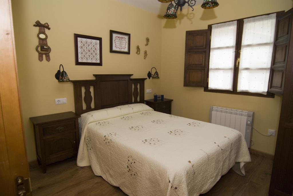Casa Les Pedroses Apartment Campiellos Room photo